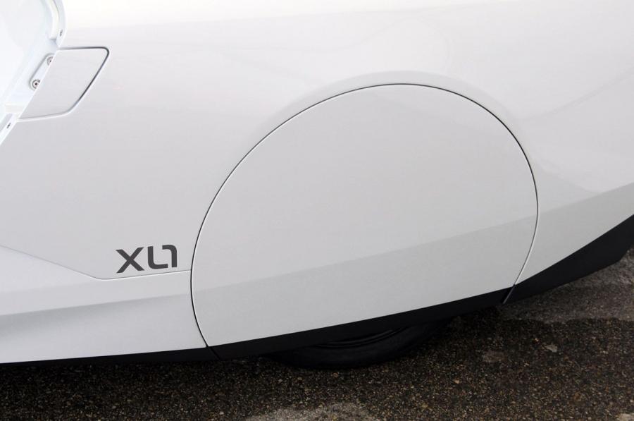  Volkswagen XL1 2014 года  (фото 30 из 37)